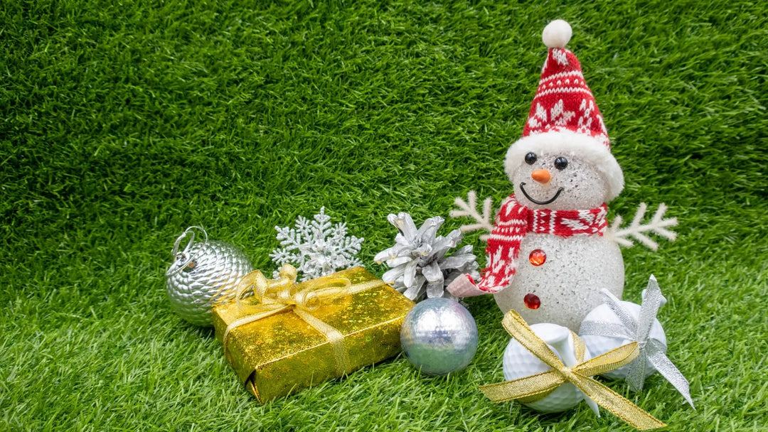 The Best Christmas Gifts for the Golfer – From Gear to Decor